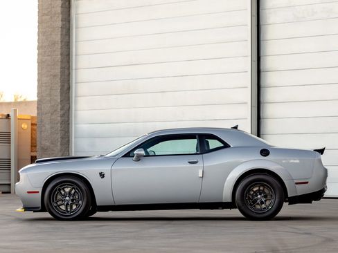 Used 2023 Dodge Challenger SRT Hellcat Redeye image 5