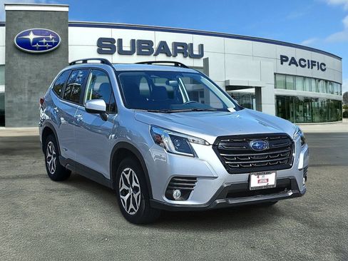 Used 2022 Subaru Forester Premium w/ Popular Package #1 image 1