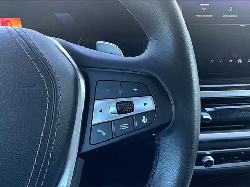 Used 2025 BMW X5 xDrive50e image 24