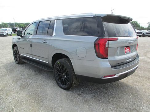 New 2026 GMC Yukon XL Elevation w/ Elevation Premium Package AWD/4WD image 6