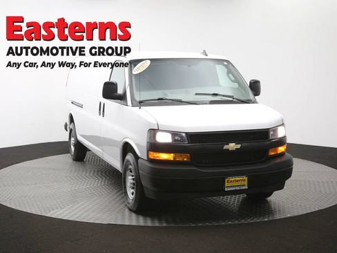 Used 2022 Chevrolet Express 2500 Extended w/ Driver Convenience Package RWD image 49