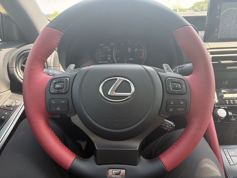 Used 2025 Lexus IS 500 w/ F-Sport Performance RWD image 34