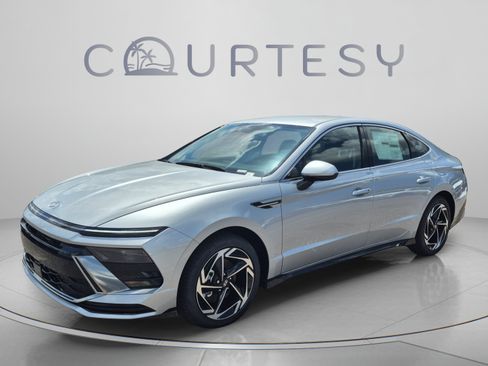 New 2026 Hyundai Sonata SEL FWD image 1