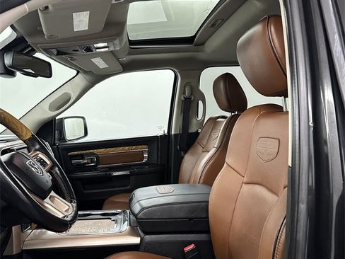 Used 2018 RAM 1500 Laramie Longhorn w/ Convenience Group image 12