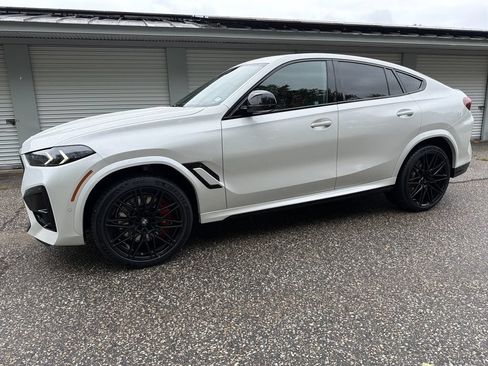 Used 2025 BMW X6 M Competition w/ Executive Package AWD/4WD image 2