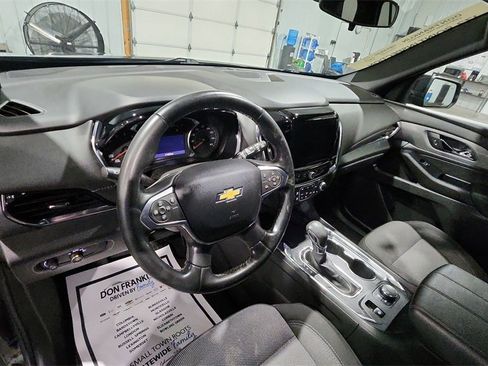 Used 2023 Chevrolet Traverse LT image 10