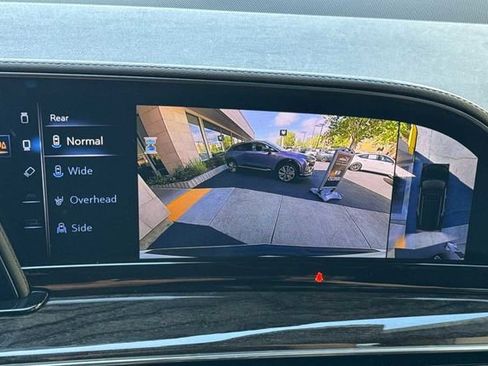 Certified 2023 Cadillac Escalade Premium Luxury w/ LPO, Floor Liner Package AWD/4WD image 21