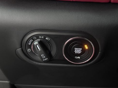 Used 2022 Maserati Levante Modena S image 22