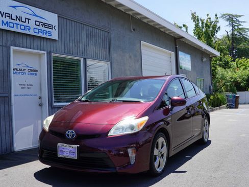 Used 2013 Toyota Prius Persona Series FWD image 1