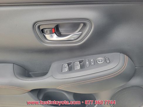 Used 2024 Honda HR-V Sport image 17