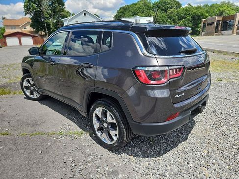 Used 2018 Jeep Compass Limited w/ Navigation Group AWD/4WD image 5