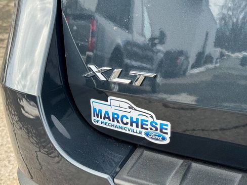 Used 2022 Ford Explorer XLT w/ Equipment Group 202A image 16