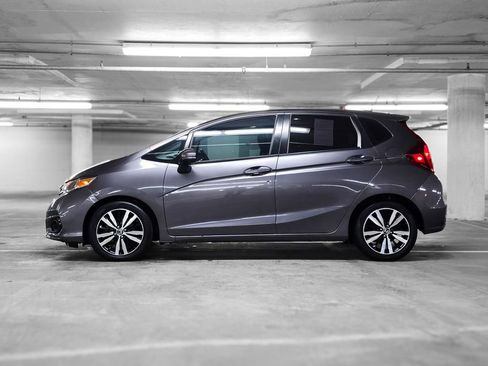 Used 2018 Honda Fit EX image 13