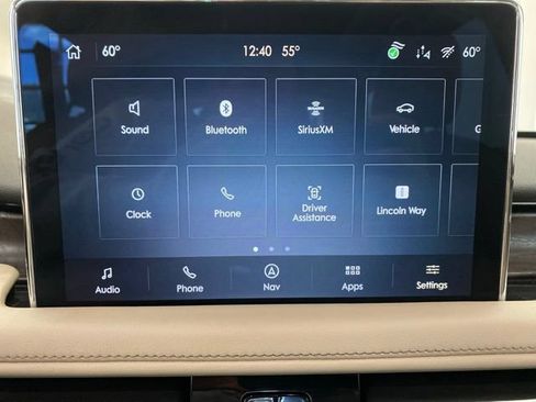 Used 2022 Lincoln Aviator Reserve w/ Elements Package Plus AWD/4WD image 24