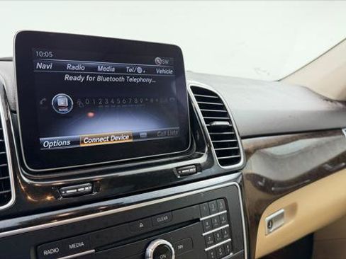 Used 2018 Mercedes-Benz GLE 350 w/ Premium 1 Package image 31