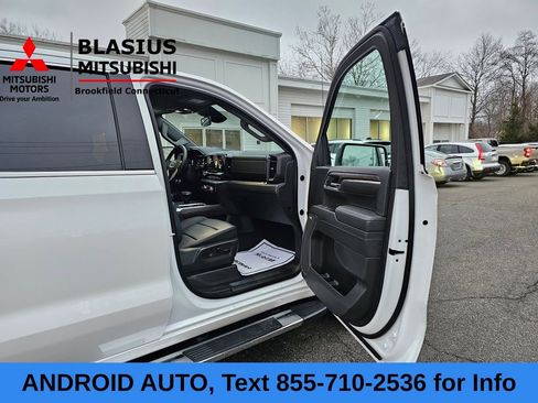 Used 2023 GMC Sierra 1500 SLT w/ SLT Convenience Package image 12