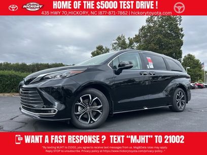 New 2025 Toyota Sienna Platinum