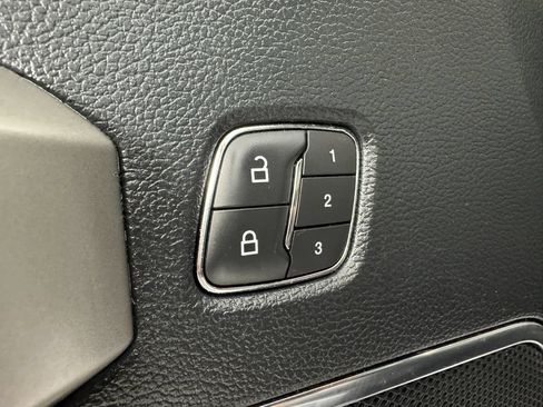 Used 2019 Ford F150 Lariat AWD/4WD image 39