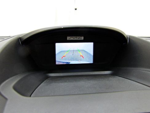 Used 2018 Ford C-MAX SE image 16