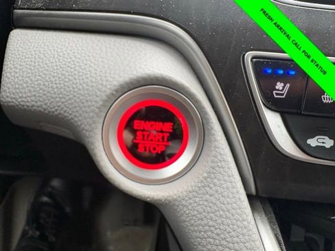 Used 2018 Honda Accord Touring image 19