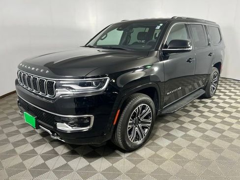 Used 2023 Jeep Wagoneer Series II w/ HD Trailer Tow Package image 11