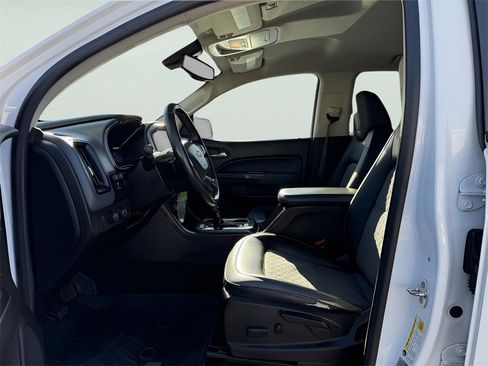 Used 2017 Chevrolet Colorado Z71 image 19