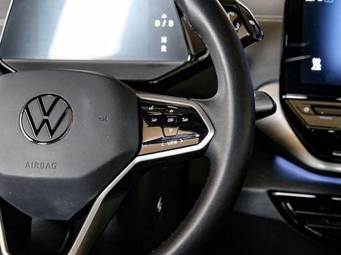 Used 2023 Volkswagen ID.4 Pro S image 18