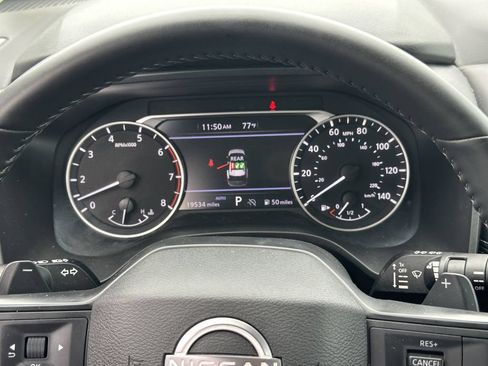 Certified 2025 Nissan Rogue SV AWD/4WD image 23