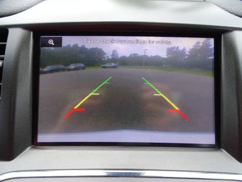 Used 2013 Lincoln MKS AWD image 29