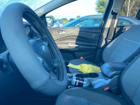 Used 2014 Ford Escape SE w/ Equipment Group 201A FWD image 14