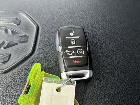 Used 2021 RAM 1500 Laramie image 30