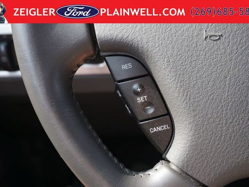 Used 2002 Ford Thunderbird RWD image 19