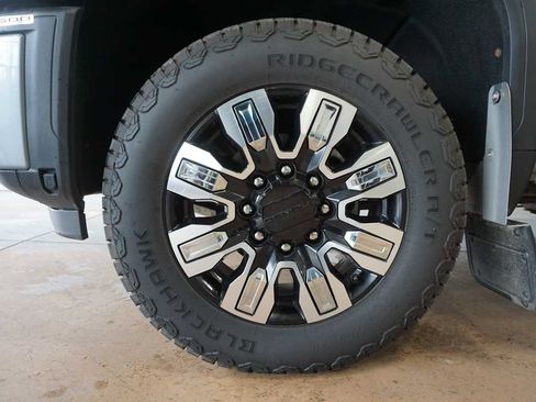 Certified 2024 GMC Sierra 3500 Denali w/ Denali Reserve Package image 12