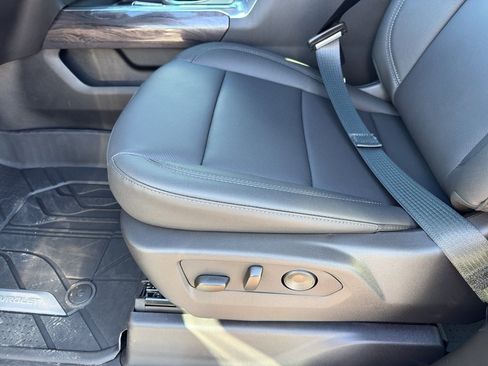 New 2026 Chevrolet Silverado 2500 LTZ w/ LTZ Convenience Package image 14