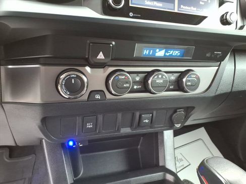 Used 2021 Toyota Tacoma SR image 17