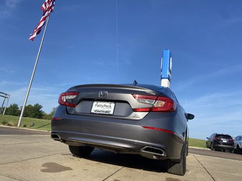 Used 2020 Honda Accord Touring image 58