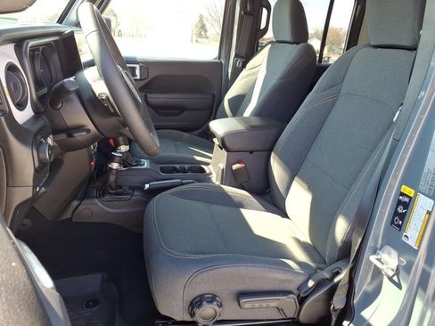 Used 2025 Jeep Wrangler Unlimited Sport S 4xe image 18