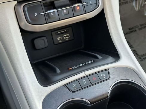 Used 2023 GMC Acadia Denali w/ Denali Ultimate Package image 33