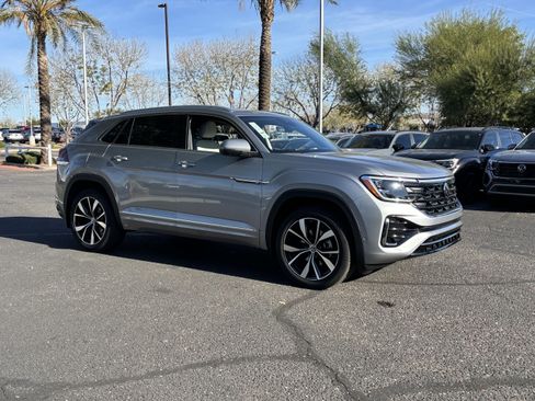 New 2026 Volkswagen Atlas Cross Sport SEL Premium R-Line image 5