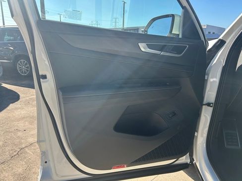 New 2026 Volkswagen Atlas Cross Sport SEL Premium R-Line image 51