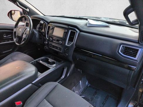 Used 2019 Nissan Titan SV w/ SV Convenience Package AWD/4WD image 22