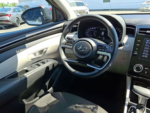 Certified 2023 Hyundai Tucson SEL AWD/4WD image 15