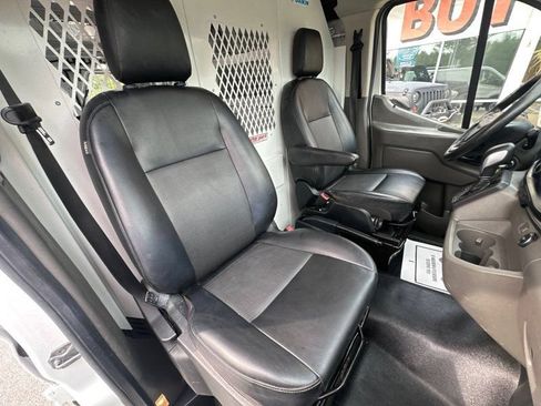 Used 2020 Ford Transit 250 Low Roof RWD image 21