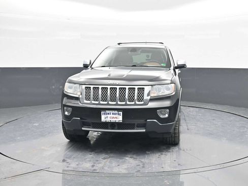 Used 2011 Jeep Grand Cherokee Overland Summit image 3