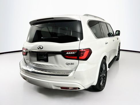Used 2023 INFINITI QX80 Premium Select w/ Cargo Package AWD/4WD image 9