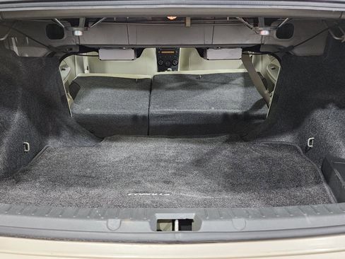 Used 2010 Toyota Corolla Base 4DR SEDAN 5M image 31