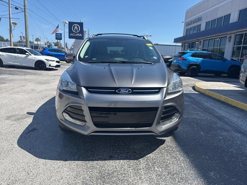 Used 2014 Ford Escape Titanium FWD image 3