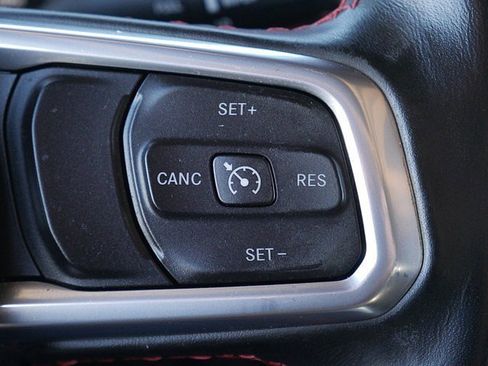 Used 2022 Jeep Gladiator Rubicon w/ Cold Weather Group image 34