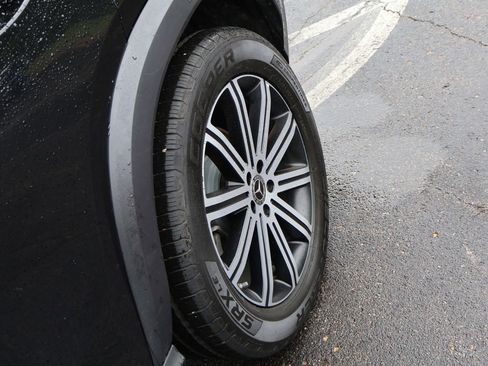 Used 2025 Mercedes-Benz GLE 350 4MATIC image 43