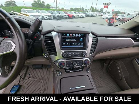 Used 2018 Chevrolet Tahoe Premier RWD image 11